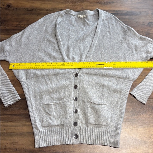 Eileen Fisher Light Gray Button-Up Cardigan Italian Yarn Size Small - Picture 3 of 6